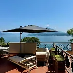 Lago Bello アパート *